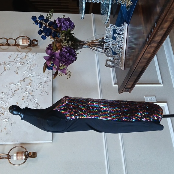 Super Sexy Multicolor Sequined Bodycon Mini Dress. Size L - Picture 8 of 17